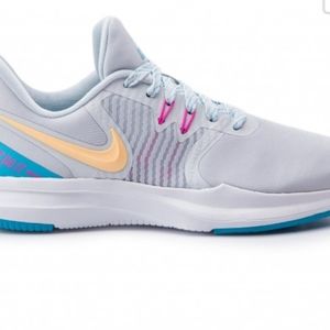 Nike TR-8 women's sz 8.5